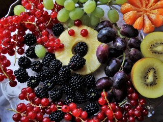 Пазл «Ягоды и фрукты»