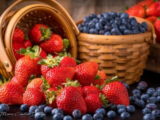 Puzzle «Berries in baskets»