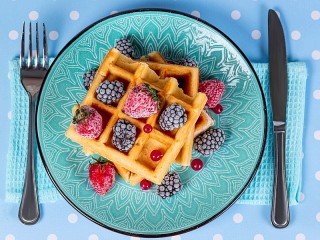 Jigsaw Puzzle «Berry waffles»