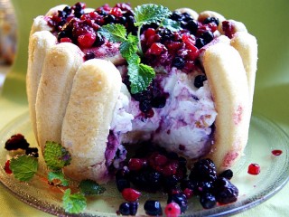 Пазл «Berry dessert»