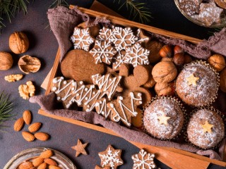 Jigsaw Puzzle «Cookie box»