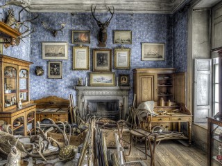 Пазл «Abandoned room»