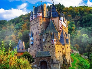 Jigsaw Puzzle «Eltz Castle»