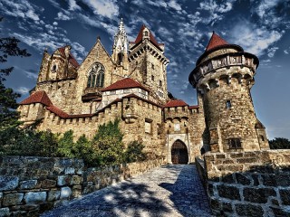 Jigsaw Puzzle «Castle Kreuzenstein»