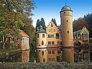 Jigsaw Puzzle «Mespelbrunn Castle»