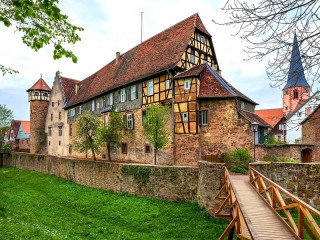 Puzzle «Michelstadt Castle»