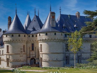 Puzzle «Chaumont-sur-Loire castle»