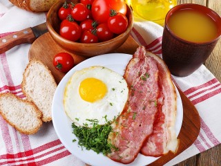 Jigsaw Puzzle «Breakfast with bacon»