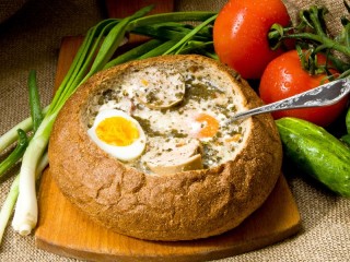 Пазл «Зелёный суп и яйцо»