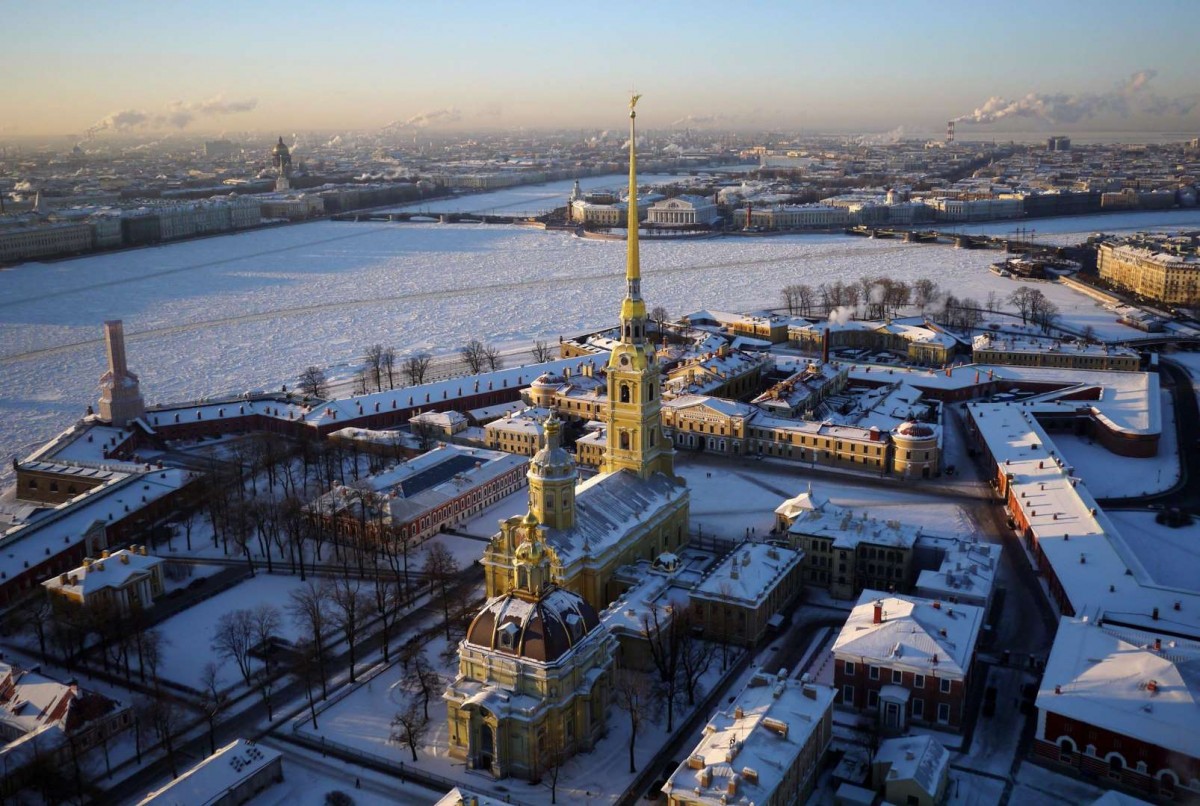 Петропавловская крепость в Санкт-Петербурге с высоты птичьего