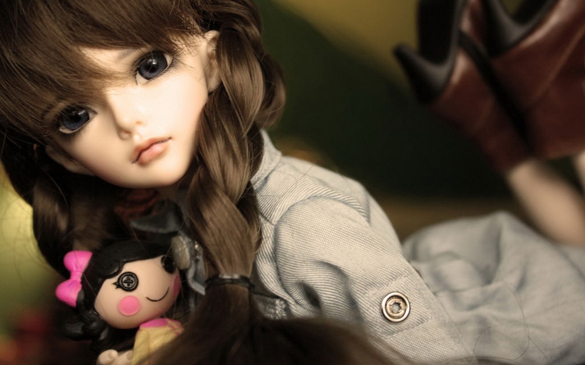 Автоматические теги: #Doll #Girl #BrownHair.