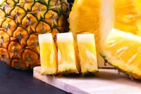 Puzzle pineapple slices