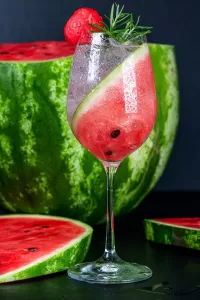 Puzzle Watermelon in the glass
