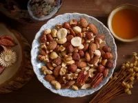 Jigsaw Puzzle Nuts platter