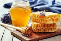 Jigsaw Puzzle Jar of honey
