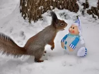 Zagadka the squirrel and the snowman