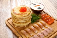 Zagadka pancakes with fish