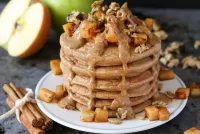 Puzzle Pancakes with apples