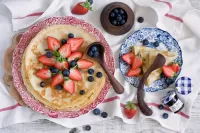 Rompicapo Pancakes with berries