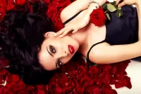Jigsaw Puzzle Brunette and rose