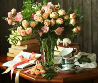Пазл Букет роз и чашки