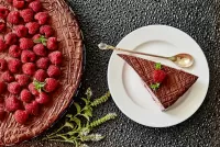 Quebra-cabeça Cake with Raspberries