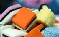 Jigsaw Puzzle Candies