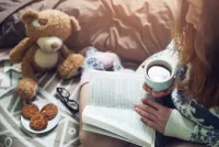 Слагалица The tea party and reading