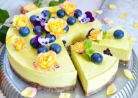 Jigsaw Puzzle Cheesecake under the flowers