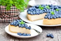 Jigsaw Puzzle Cheesecake with berries