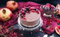 Bulmaca Dessert with berries