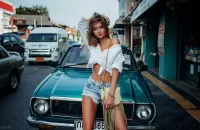 Jigsaw Puzzle Girl and car