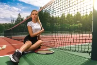 Слагалица The girl on the court