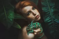 Rompecabezas The girl with the chameleon