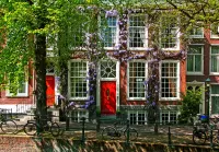 Jigsaw Puzzle House in Utrecht