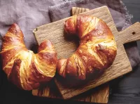 Jigsaw Puzzle Two croissants