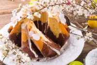 Bulmaca Bicolor Easter cake