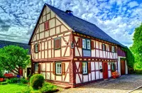 Puzzle Half-timbered house