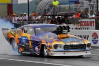 Puzzle Ford Mustang Dragster