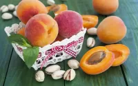 Jigsaw Puzzle Fruit and nuts