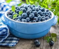 Jigsaw Puzzle Blueberries in a saucepan