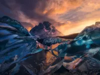 Jigsaw Puzzle Blue ice and mountain