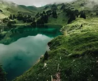 Rompicapo Mountain lake