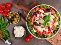 Пазл Грецький салат