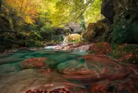 Jigsaw Puzzle emerald river