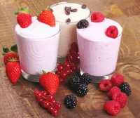 Jigsaw Puzzle Kefir with berries