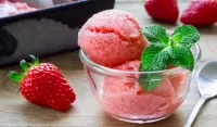 Slagalica Strawberry ice cream