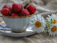 パズル Strawberries and chamomile