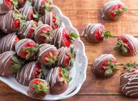 Jigsaw Puzzle Strawberries in chocolate