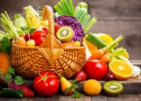 Jigsaw Puzzle Basket with vegetables